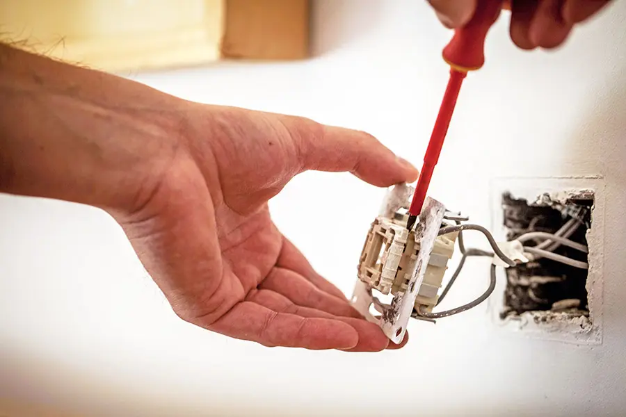 Reparación de fallas eléctricas