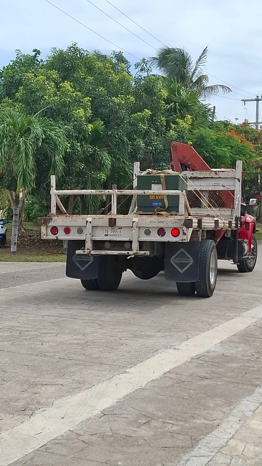 transformadores-de-pedestal-camion